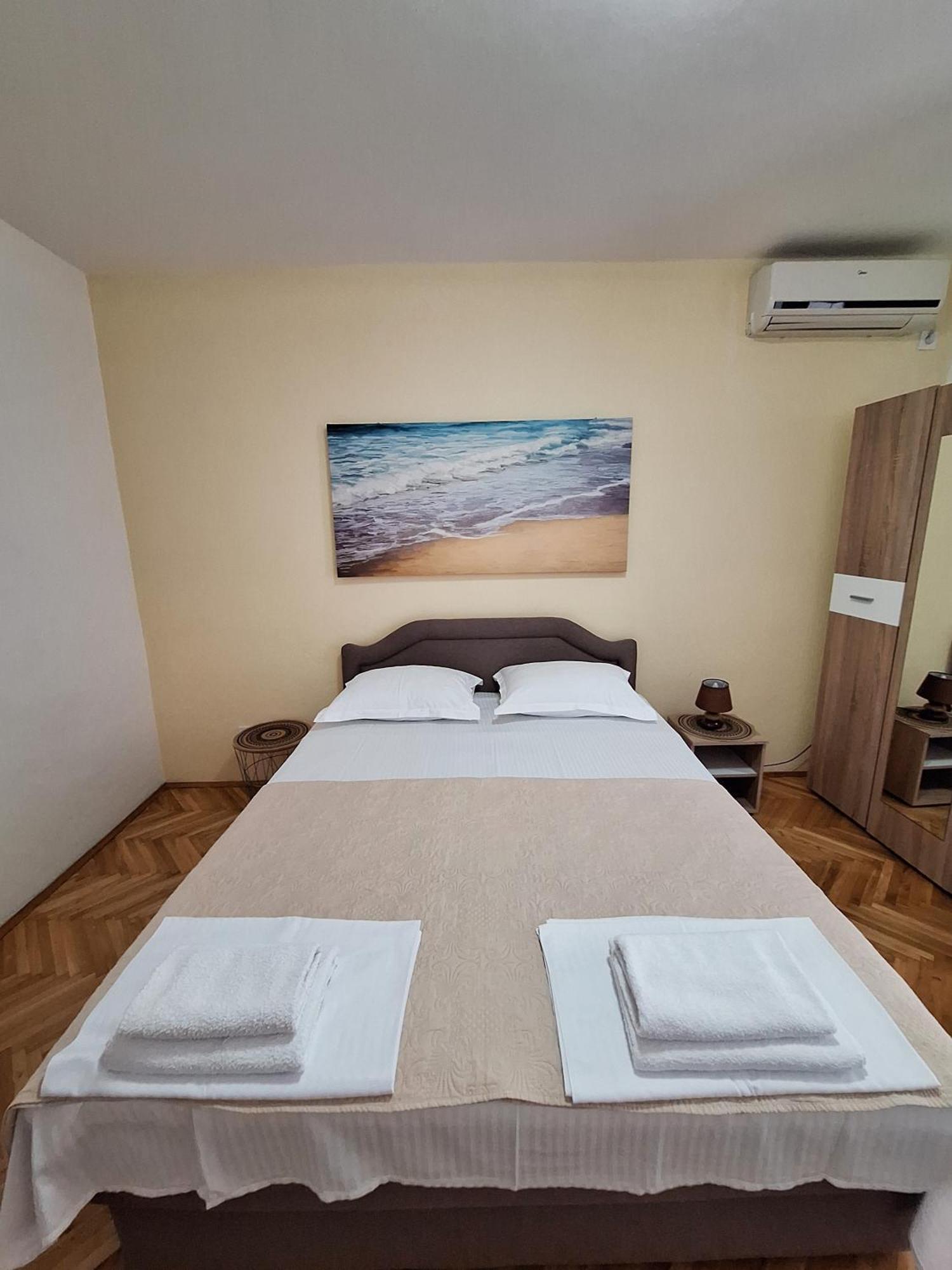 Apartmani Hortenzija 布德瓦 外观 照片