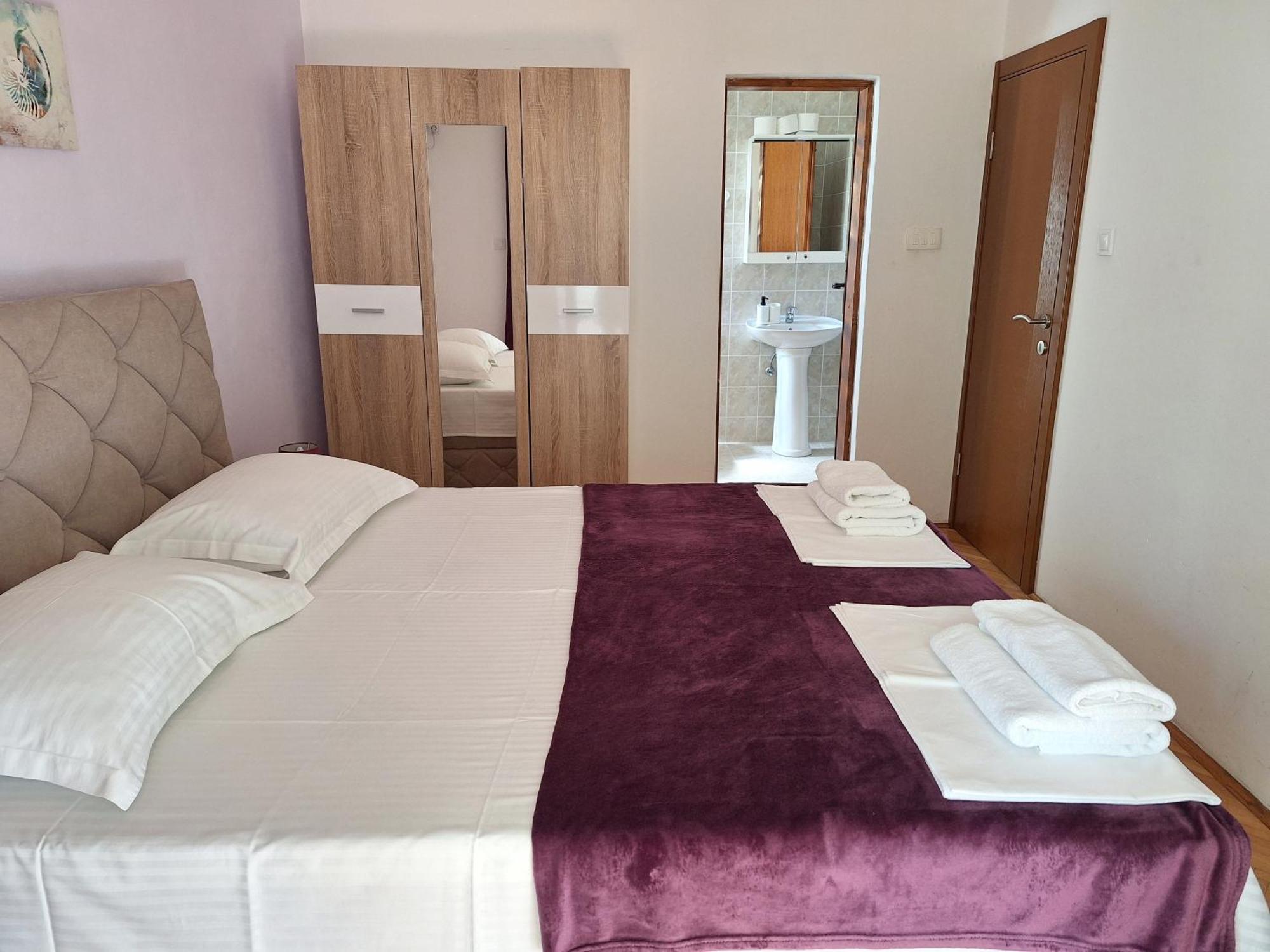 Apartmani Hortenzija 布德瓦 外观 照片