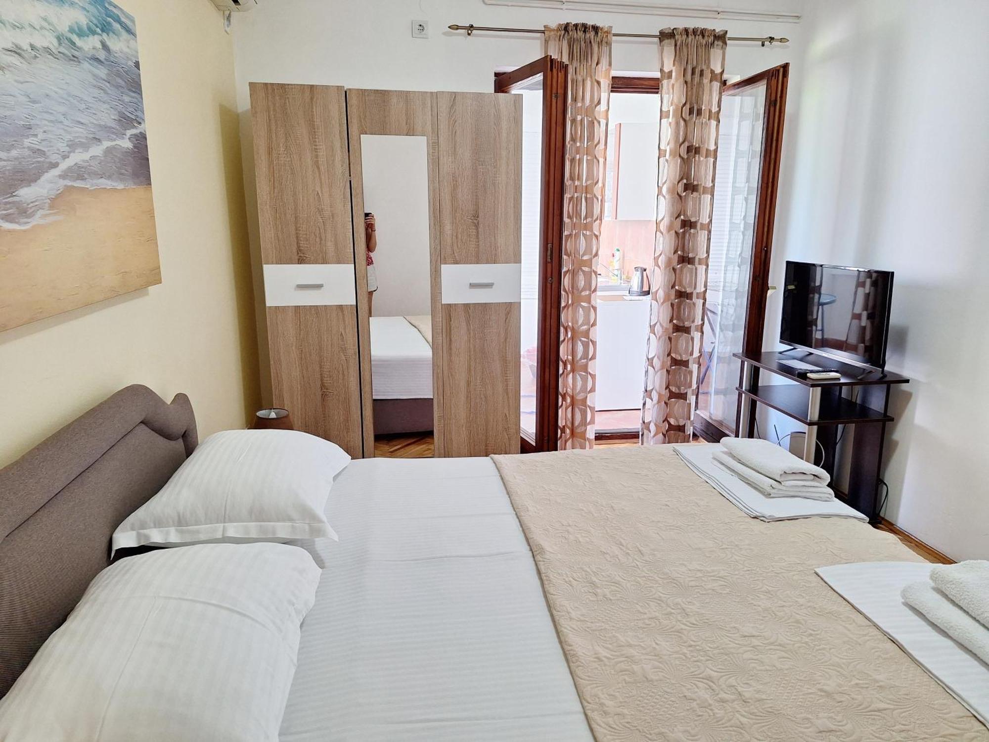 Apartmani Hortenzija 布德瓦 外观 照片
