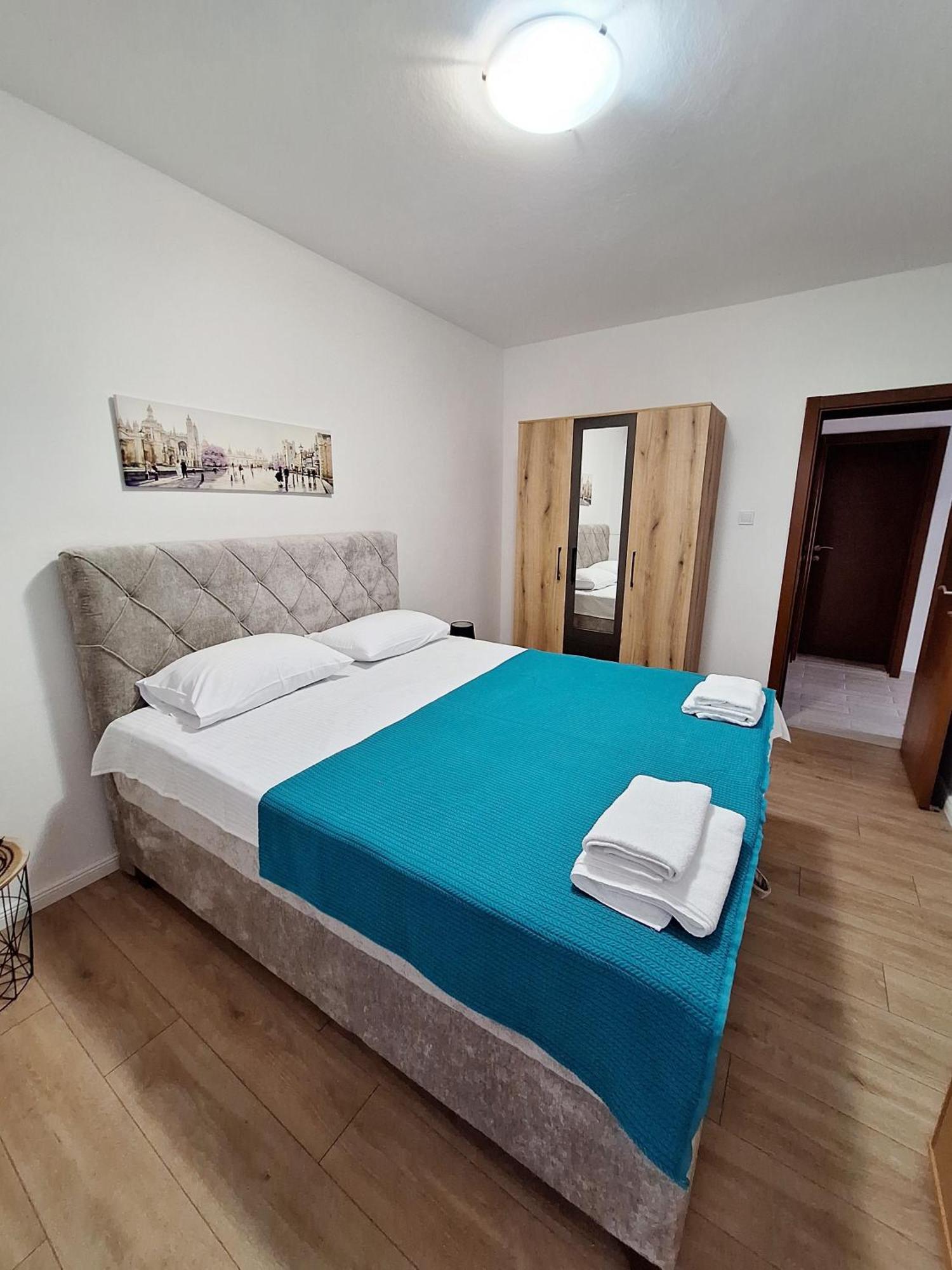 Apartmani Hortenzija 布德瓦 外观 照片