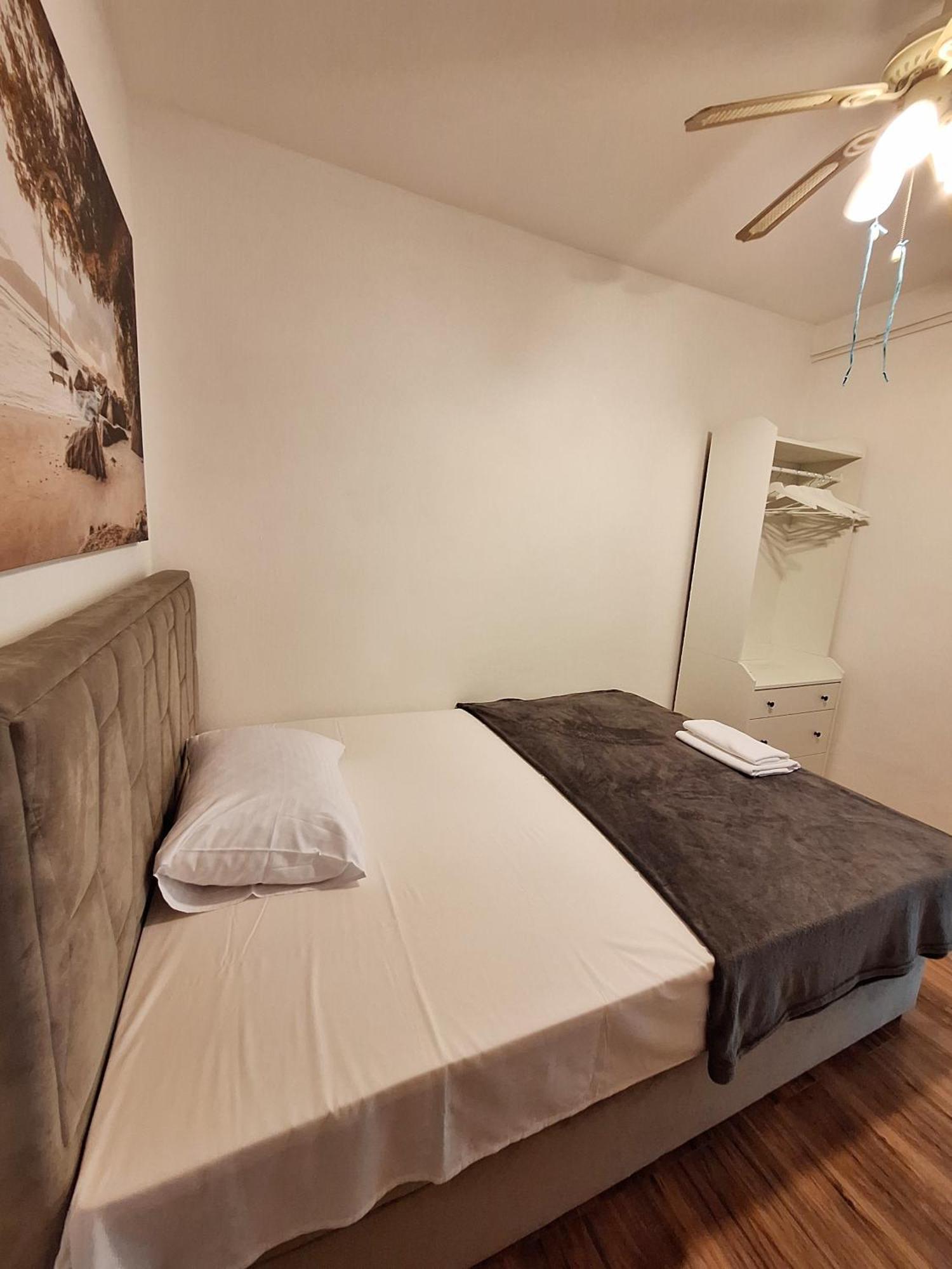 Apartmani Hortenzija 布德瓦 外观 照片