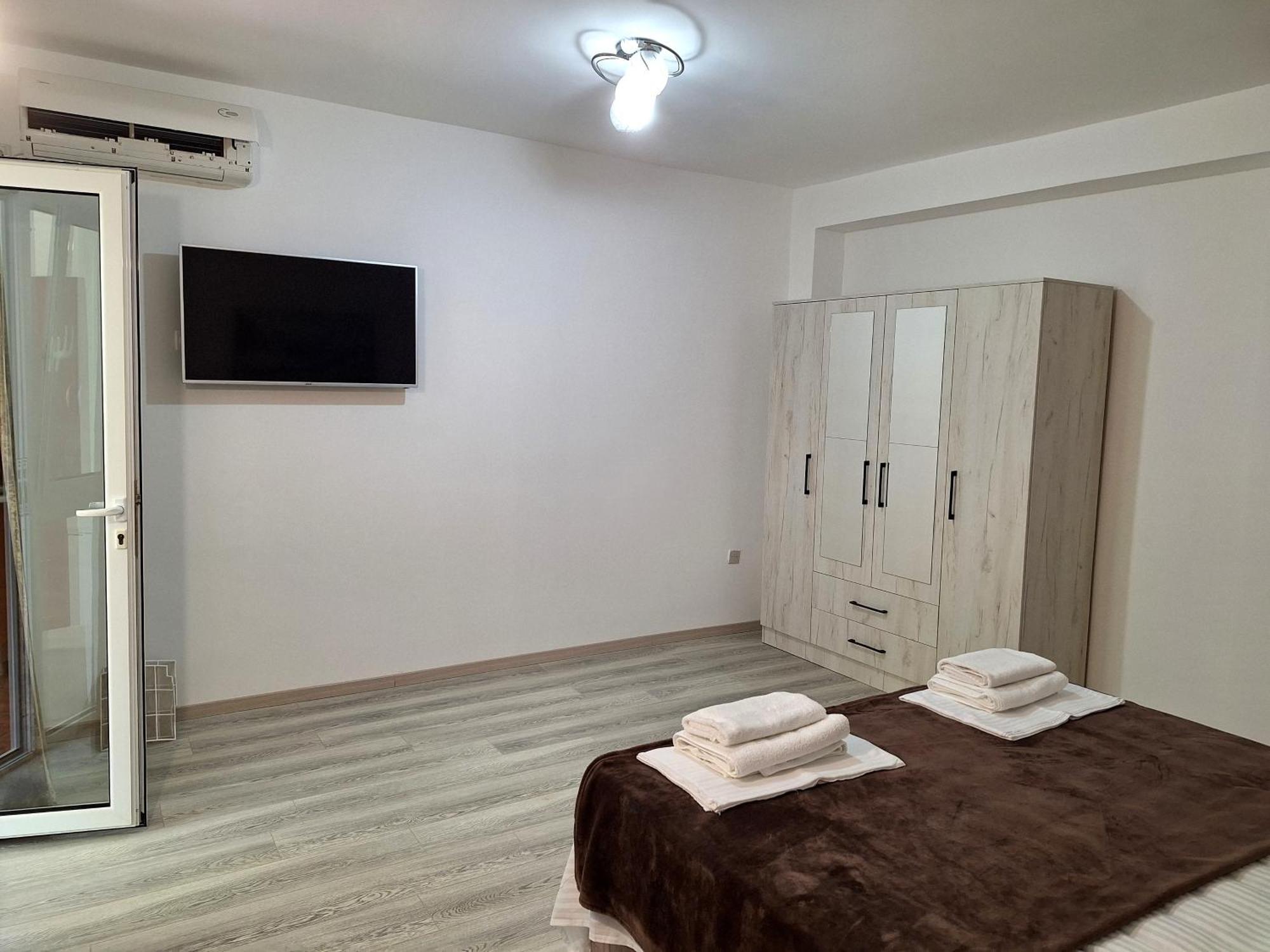 Apartmani Hortenzija 布德瓦 客房 照片