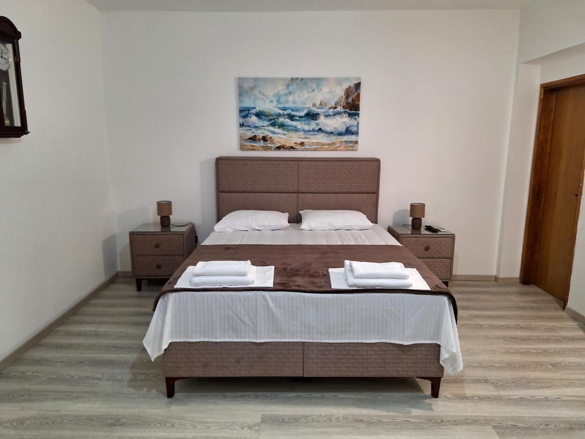 Apartmani Hortenzija 布德瓦 客房 照片