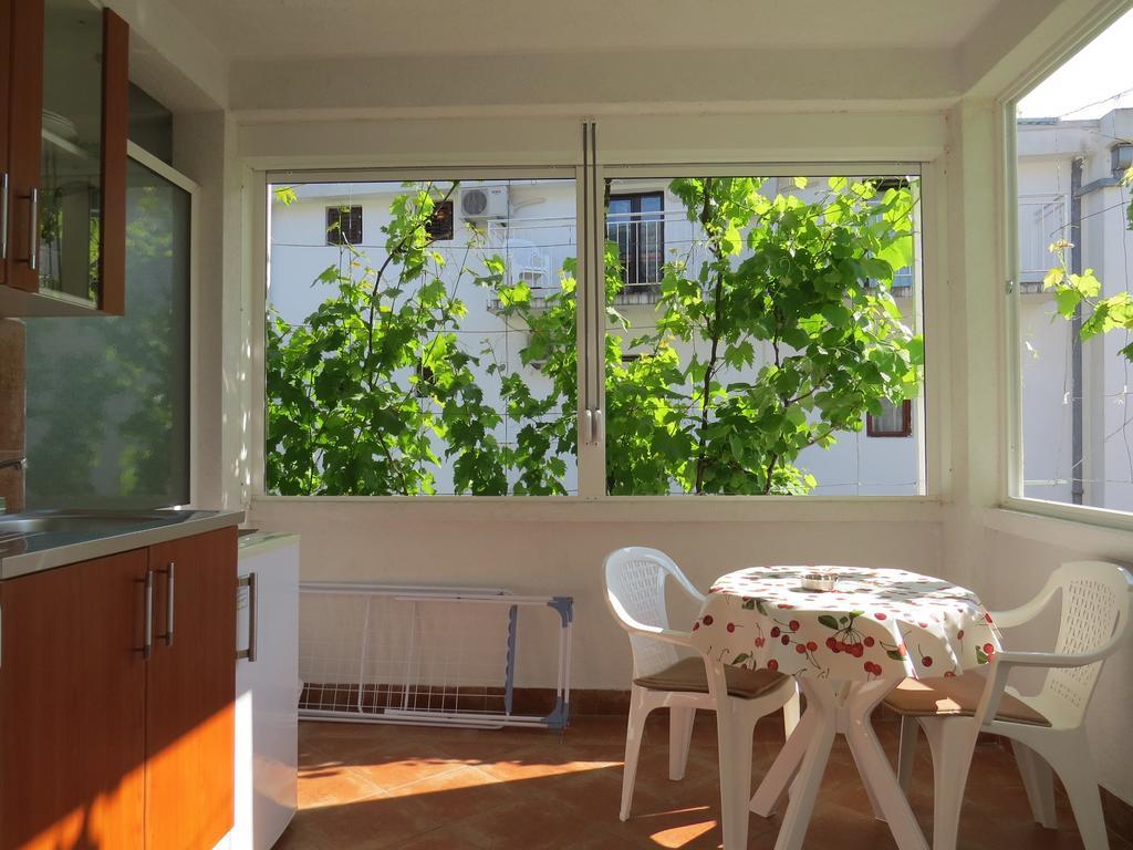 Apartmani Hortenzija 布德瓦 外观 照片